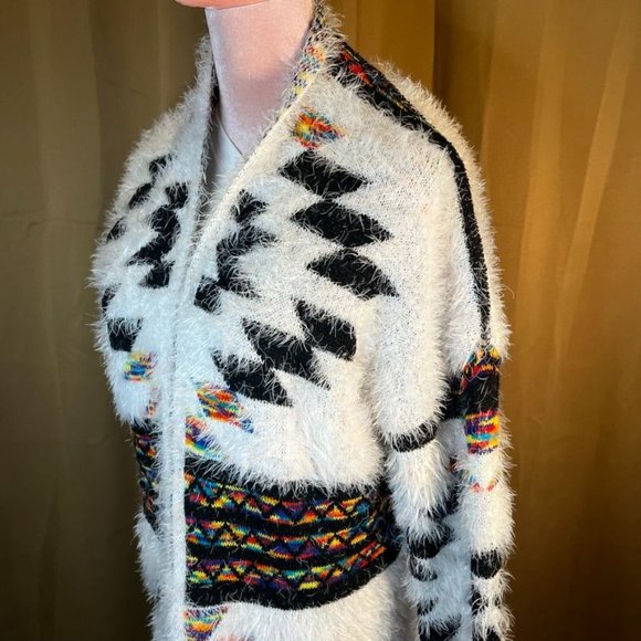 Northern Angel  Aztec/Rainbow  Fuzzy Cardigan  Size S/M - Picture 5 of 7